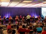 Im Schulhaus ist Musike